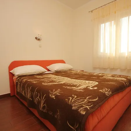 Apartment By The Sea Kraj, Pasman - 331 Tkon