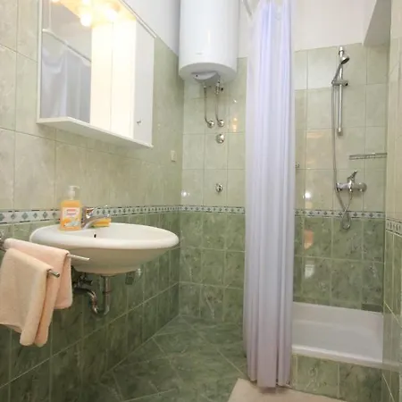 Apartment By The Sea Kraj, Pasman - 331 *