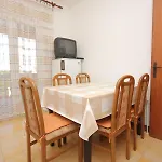 Apartment By The Sea Kraj, Pasman - 331 Tkon